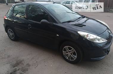 Седан Peugeot 206 2011 в Овруче