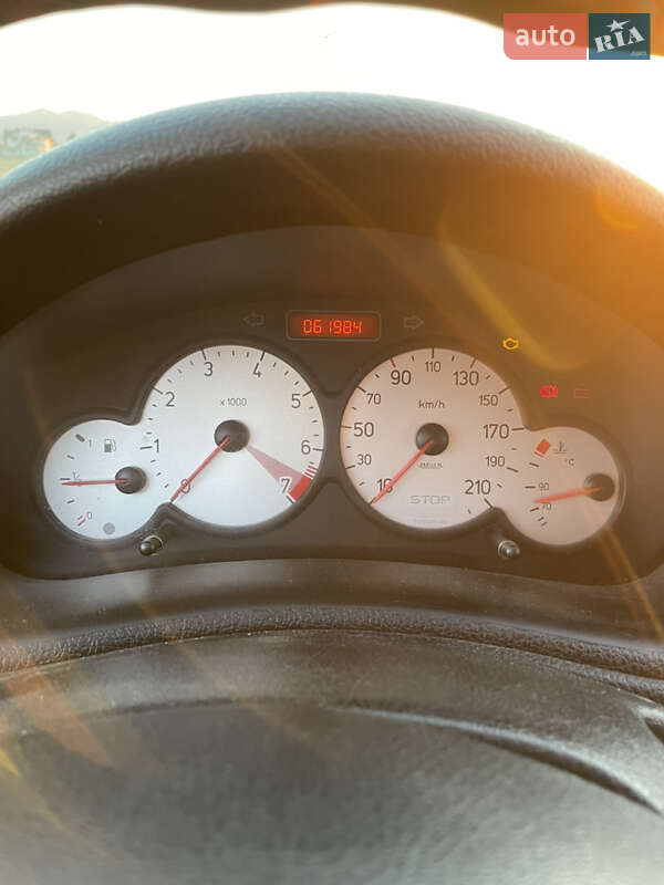 Хетчбек Peugeot 206 2005 в Тячеві