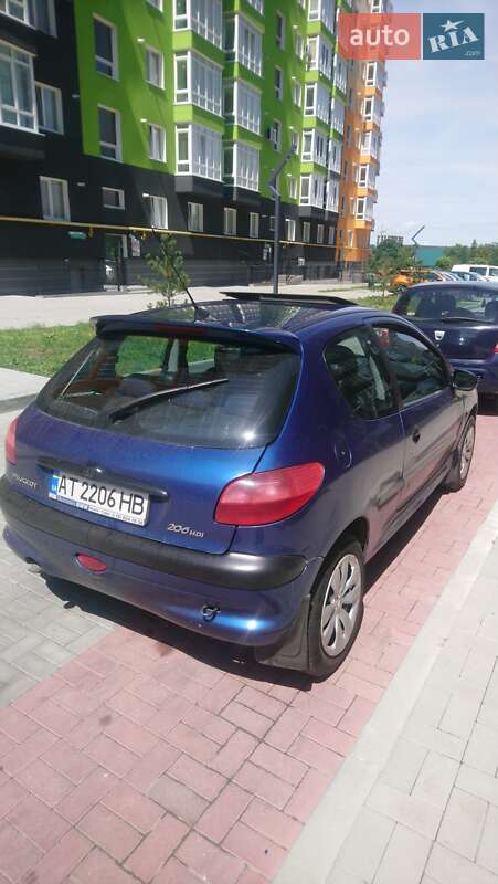 Хетчбек Peugeot 206 2000 в Івано-Франківську