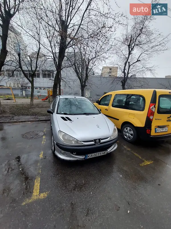Peugeot 206