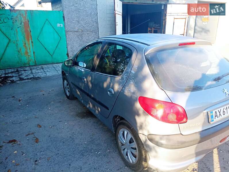 Хетчбек Peugeot 206 2005 в Балаклії фото 3 Хетчбек Peugeot 206 2005 в Балаклії