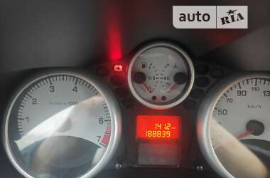 Хетчбек Peugeot 206 2010 в Львові