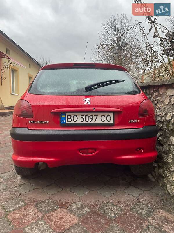 Хэтчбек Peugeot 206 2005 в Тернополе
