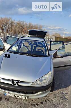 Универсал Peugeot 206 2003 в Каменском