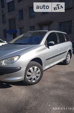 Универсал Peugeot 206 2003 в Каменском