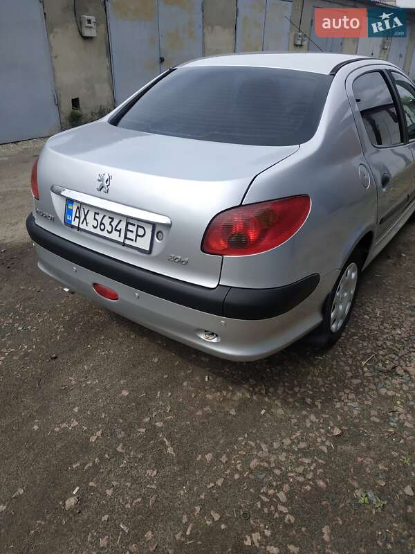 Седан Peugeot 206 2008 в Харкові фото 3 Седан Peugeot 206 2008 в Харкові