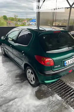 Peugeot 206 2003