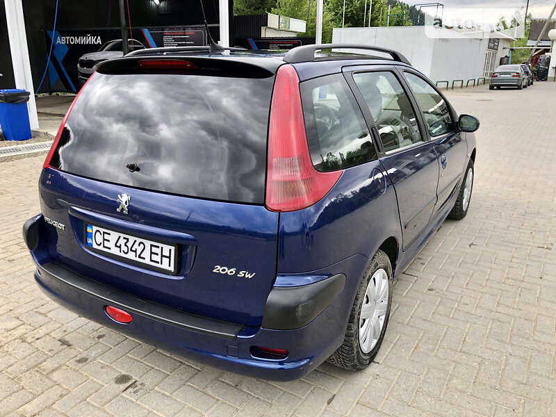 Универсал Peugeot 206 2003 в Путиле