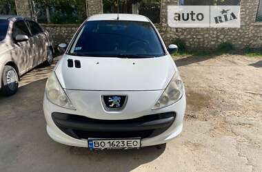 Хэтчбек Peugeot 206 2009 в Волочиске