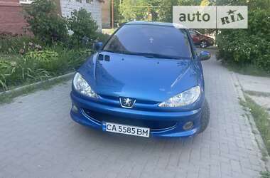 Хэтчбек Peugeot 206 2006 в Умани