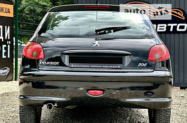 Хэтчбек Peugeot 206 2006 в Стрые
