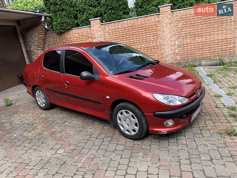 Седан Peugeot 206 2007 в Львове