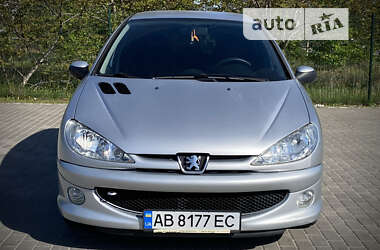 Хэтчбек Peugeot 206 2007 в Виннице