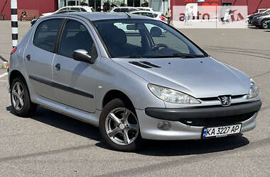 Хэтчбек Peugeot 206 2008 в Киеве