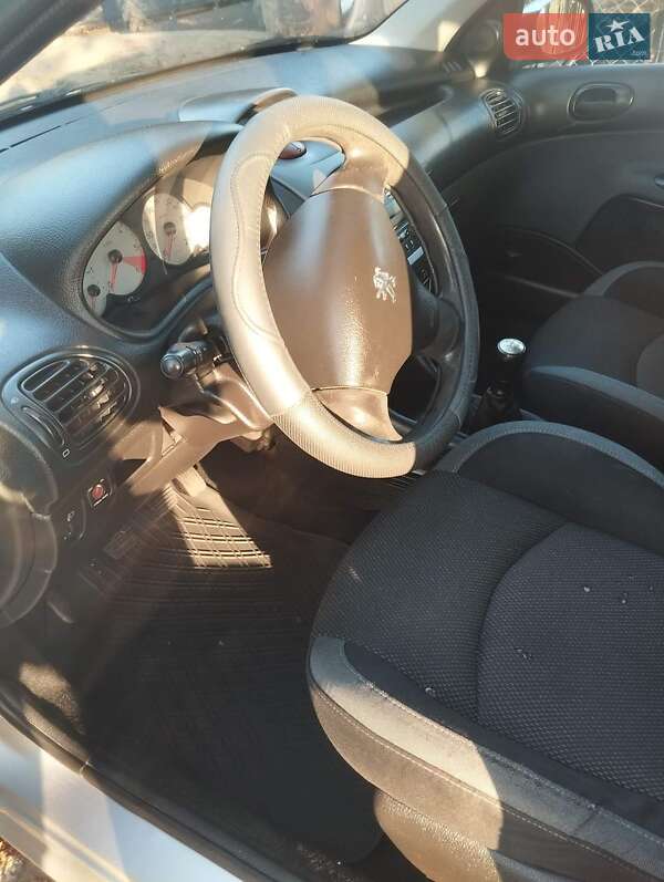 Универсал Peugeot 206 2006 в Добромиле фото 4 Универсал Peugeot 206 2006 в Добромиле