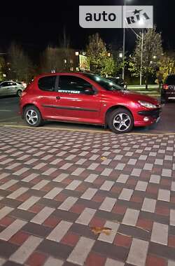 Хэтчбек Peugeot 206 2003 в Буче