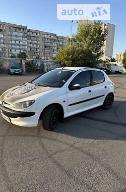 Хэтчбек Peugeot 206 2008 в Киеве