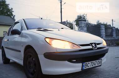 Хэтчбек Peugeot 206 2004 в Львове