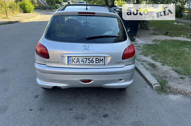 Хэтчбек Peugeot 206 2007 в Киеве