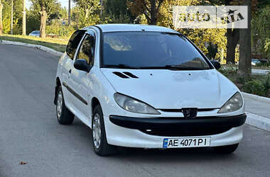 Хетчбек Peugeot 206 2003 в Запоріжжі