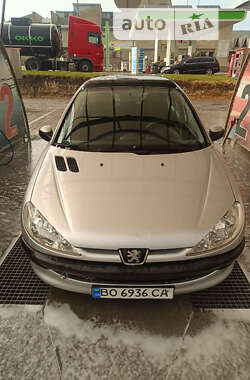 Хетчбек Peugeot 206 2004 в Бучачі