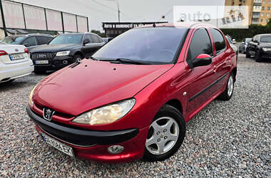 Хетчбек Peugeot 206 2006 в Києві