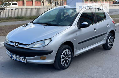 Хэтчбек Peugeot 206 2006 в Днепре