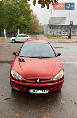 Хэтчбек Peugeot 206 2005 в Новгород-Северском