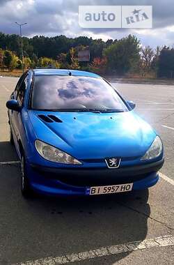 Хетчбек Peugeot 206 2003 в Полтаві