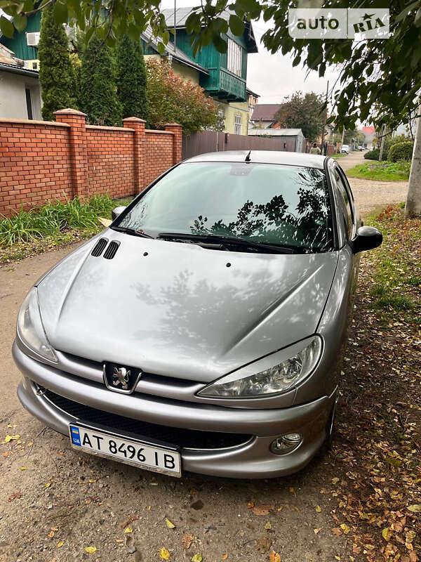 Хетчбек Peugeot 206 2007 в Івано-Франківську