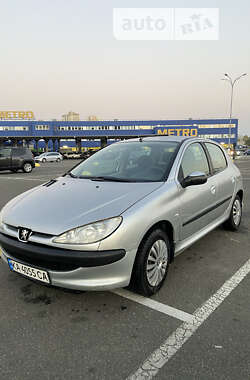 Хетчбек Peugeot 206 2005 в Києві