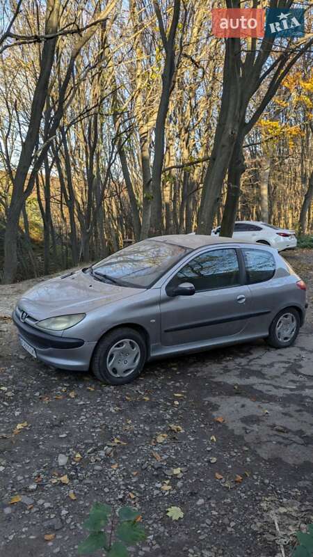 Хетчбек Peugeot 206 2003 в Львові