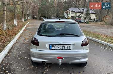 Хетчбек Peugeot 206 2003 в Дрогобичі