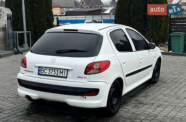 Хэтчбек Peugeot 206 2010 в Ивано-Франковске