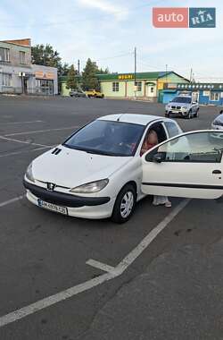 Хетчбек Peugeot 206 2002 в Житомирі