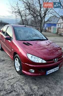 Седан Peugeot 206 2008 в Вознесенске