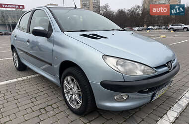 Хетчбек Peugeot 206 2004 в Одесі