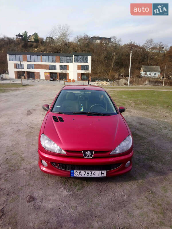 Седан Peugeot 206 2008 в Черкассах