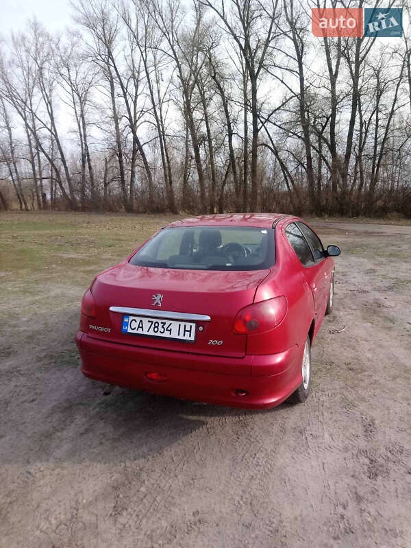 Седан Peugeot 206 2008 в Черкассах