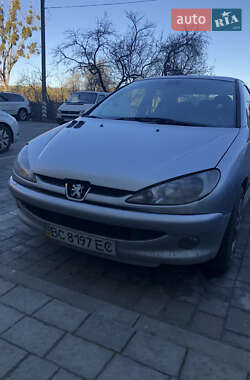 Хэтчбек Peugeot 206 2004 в Львове