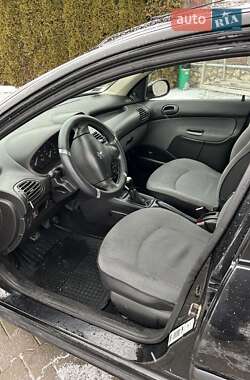 Седан Peugeot 206 2006 в 