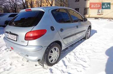 Хэтчбек Peugeot 206 2002 в Днепре