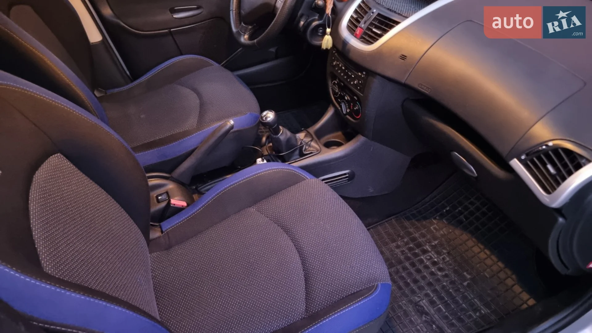 2012 Peugeot 206 - мініатюра 5
