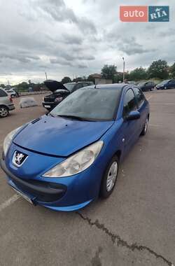 Хетчбек Peugeot 206 2011 в 