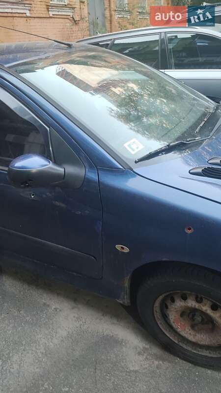 Хэтчбек Peugeot 206 2006 в Киеве