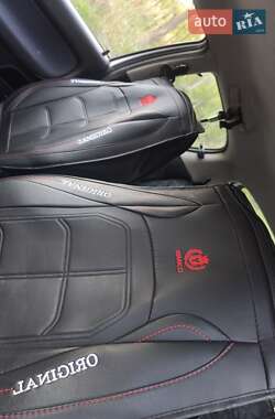 Хэтчбек Peugeot 206 1999 в 