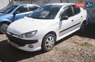 Седан Peugeot 206 2007 в Киеве