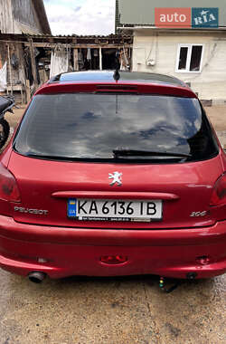Хэтчбек Peugeot 206 2007 в 