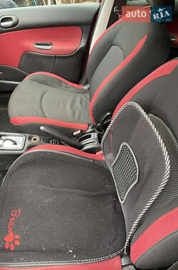 Хэтчбек Peugeot 206 2007 в 