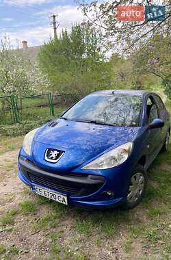 Хетчбек Peugeot 206 2011 в Чернівцях